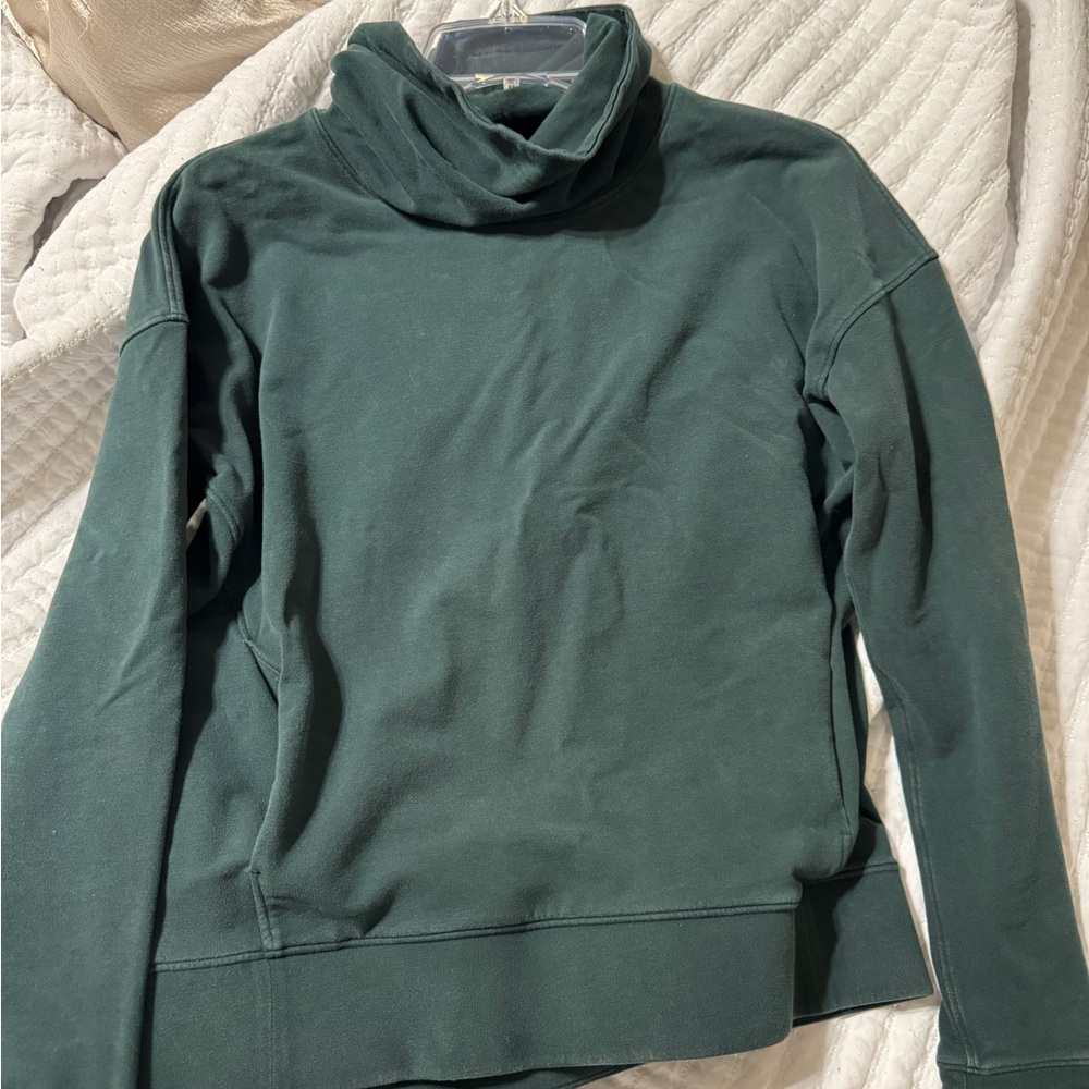 Lululemon Go forward pullover olive green - Picture 8 of 12